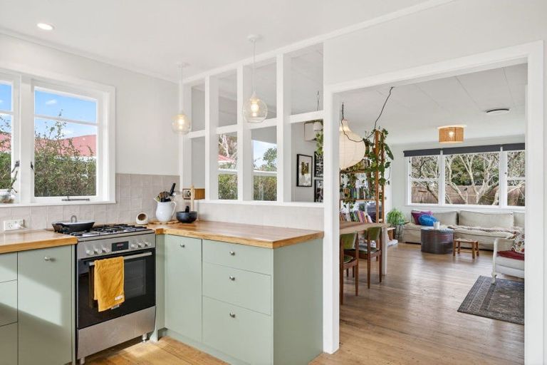 Photo of property in 14 Ropata Street, Kaiti, Gisborne, 4010