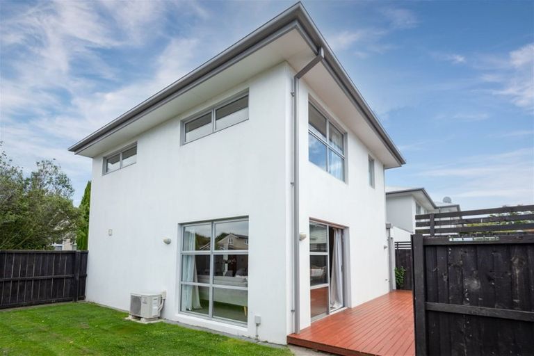 Photo of property in 65 Longfellow Street, Sydenham, Christchurch, 8023