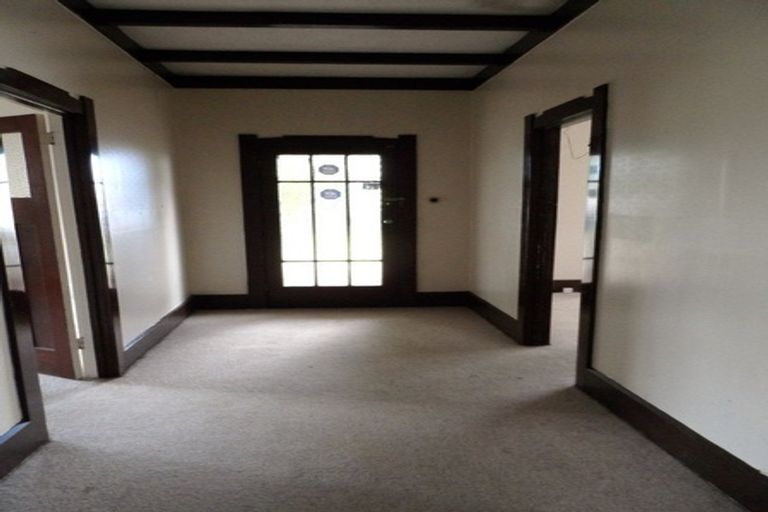 Photo of property in 142 Carruth Road, Papatoetoe, Auckland, 2025