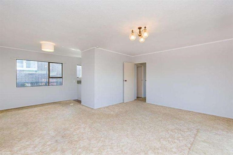 Photo of property in 19f2 Trafalgar Street, Johnsonville, Wellington, 6037