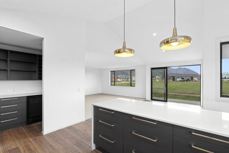 Photo of property in 31 Packer Road, Wanaka, 9382