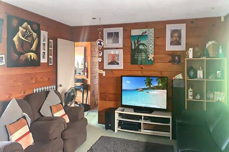 Photo of property in 61 Arawa Street, New Lynn, Auckland, 0600