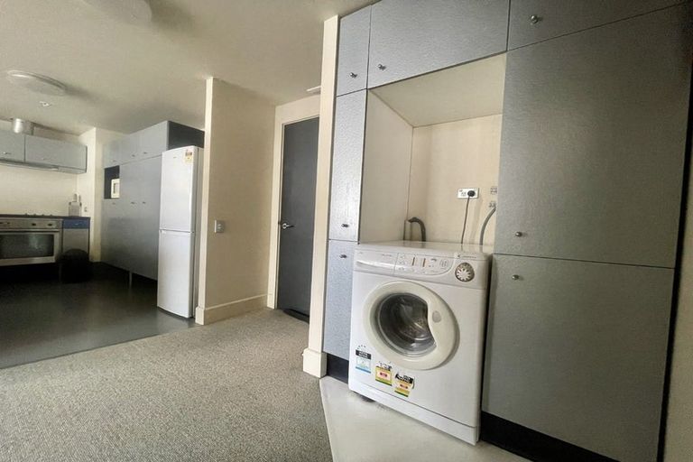 Photo of property in St Pauls Apartments, 83/43u Mulgrave Street, Thorndon, Wellington, 6011