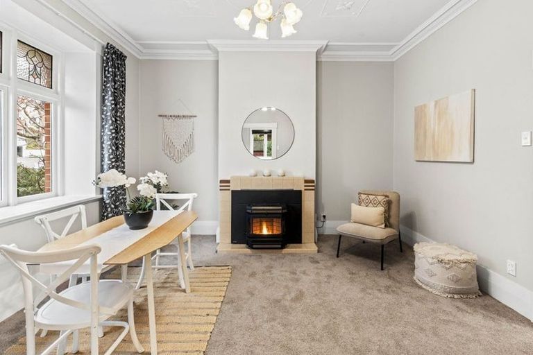 Photo of property in 241 Bay View Road, Saint Clair, Dunedin, 9012