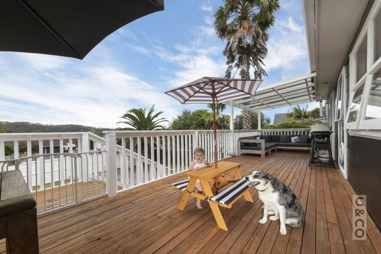 Photo of property in 28 Queen Street, Riverhead, 0820