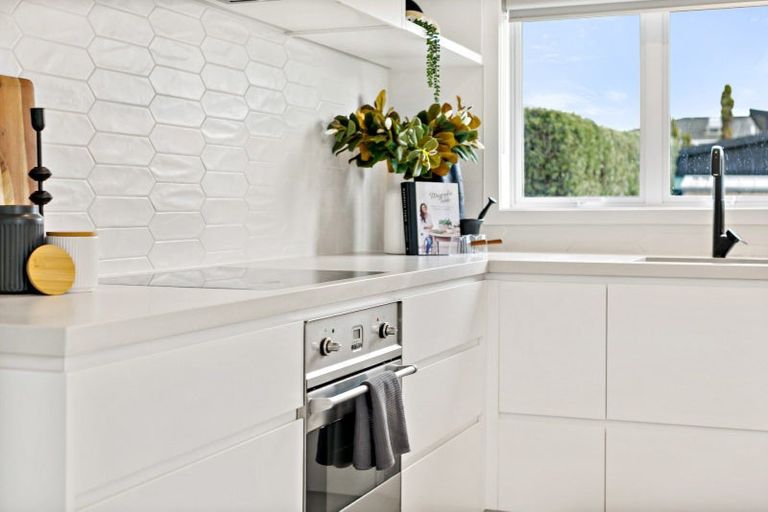 Photo of property in 21a Campbell Road, Mount Maunganui, 3116