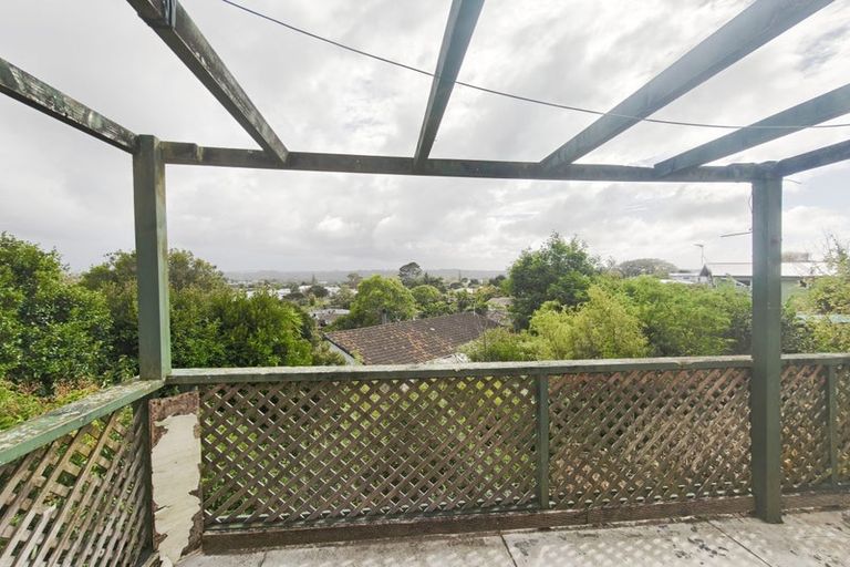 Photo of property in 37 Seon Place, Birkdale, Auckland, 0626