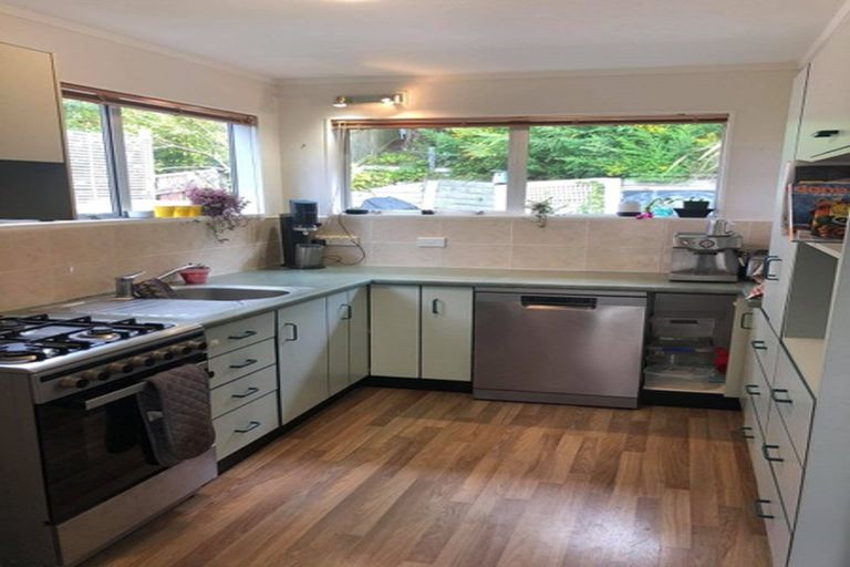 Photo of property in 2 Anaheim Place, Churton Park, Wellington, 6037