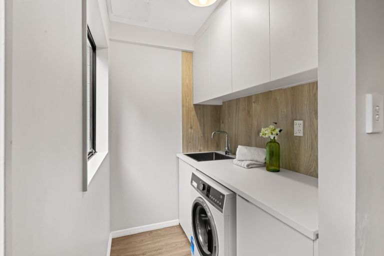 Photo of property in 10/108a Verran Road, Birkdale, Auckland, 0626