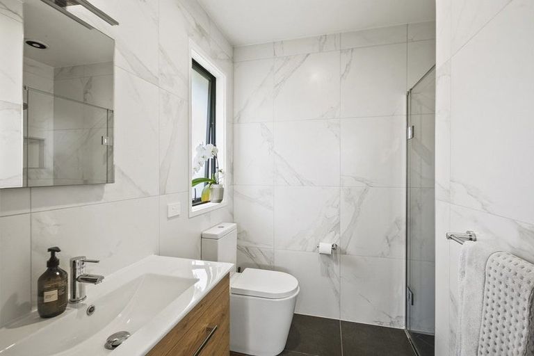 Photo of property in 49b Links Drive, Waiwhakaiho, New Plymouth, 4312