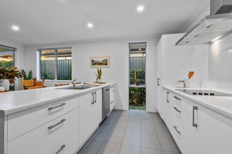 Photo of property in 114 Kennedy Road, Pyes Pa, Tauranga, 3112