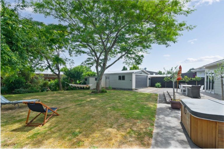 Photo of property in 10 Reading Street, Greytown, 5712