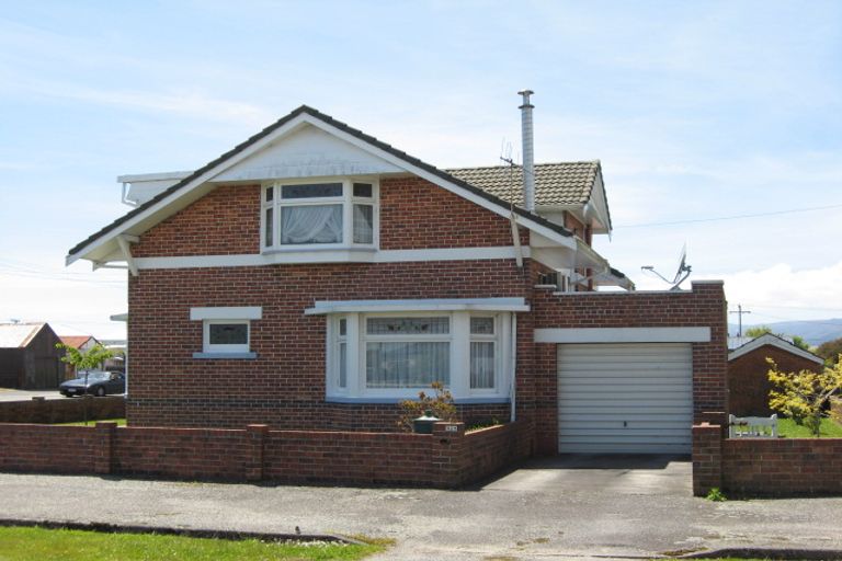 Photo of property in 121 Queen Street, Westport, 7825