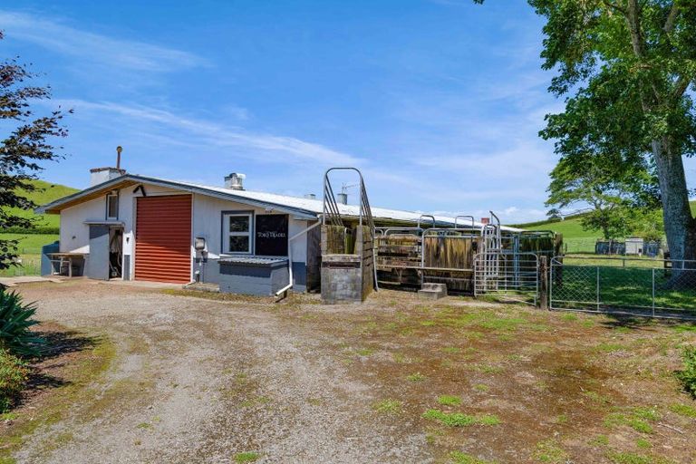 Photo of property in 12 Toko Road, Toko, Stratford, 4392