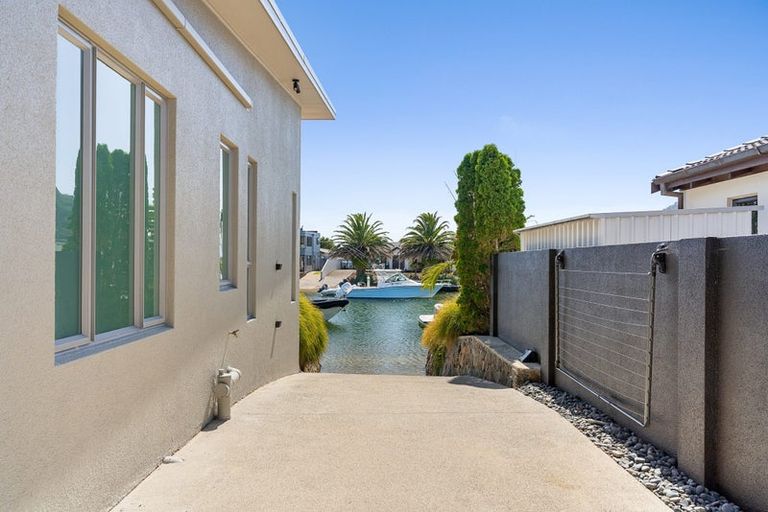 Photo of property in 156 Waterways Parade, Pauanui, Hikuai, 3579