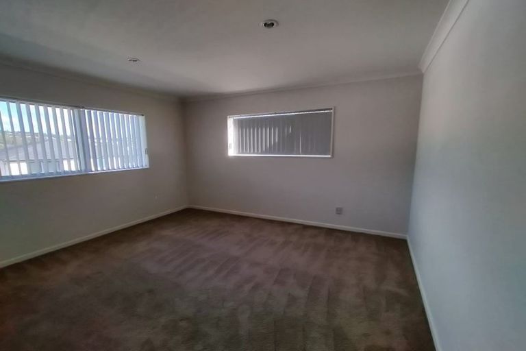 Photo of property in 69 Castlederg Drive, Flat Bush, Auckland, 2019