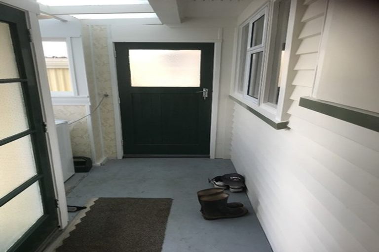 Photo of property in 118 Helvetia Road, Pukekohe, 2120