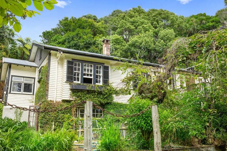 Photo of property in 353 Devon Street West, Lynmouth, New Plymouth, 4310