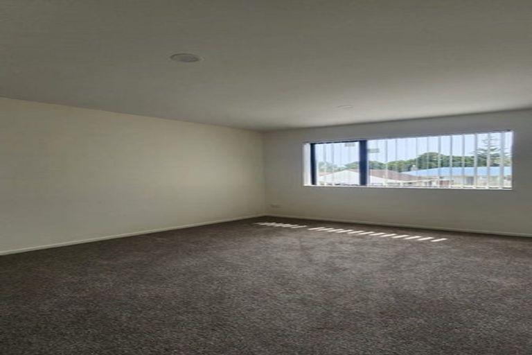 Photo of property in 4b Hazards Road, Weymouth, Auckland, 2103