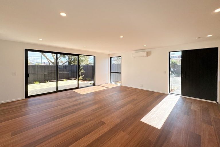 Photo of property in 12 Roxburgh Street, Sydenham, Christchurch, 8023