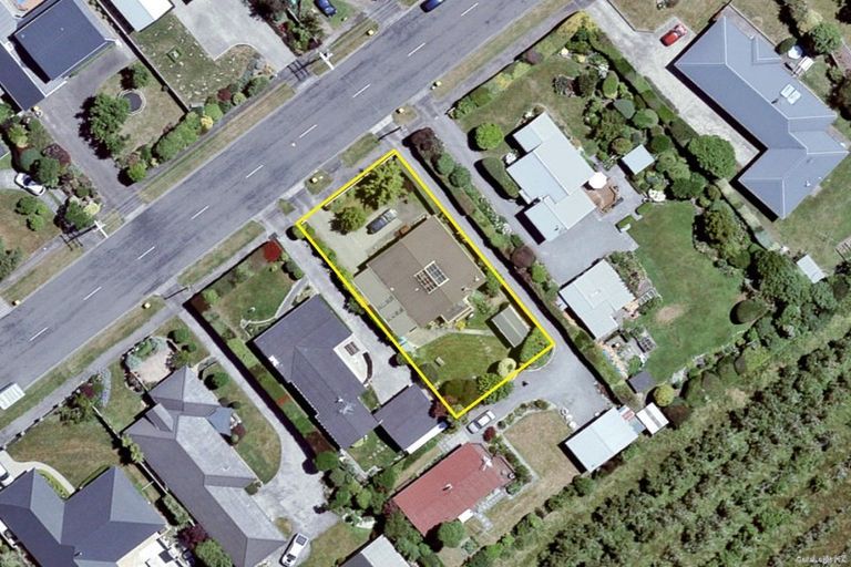 Photo of property in 13 Chamberlain Road, Masterton, 5810