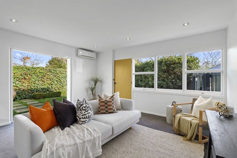 Photo of property in 2/38 Clare Road, St Albans, Christchurch, 8014