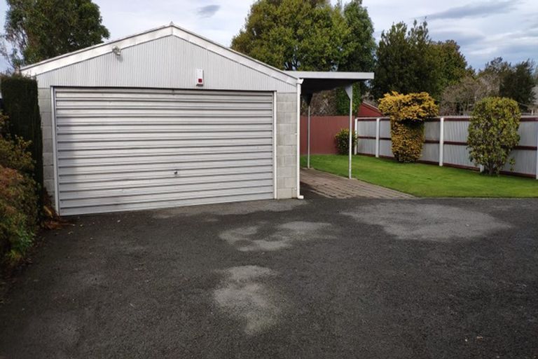 Photo of property in 91 Kendal Avenue, Burnside, Christchurch, 8053