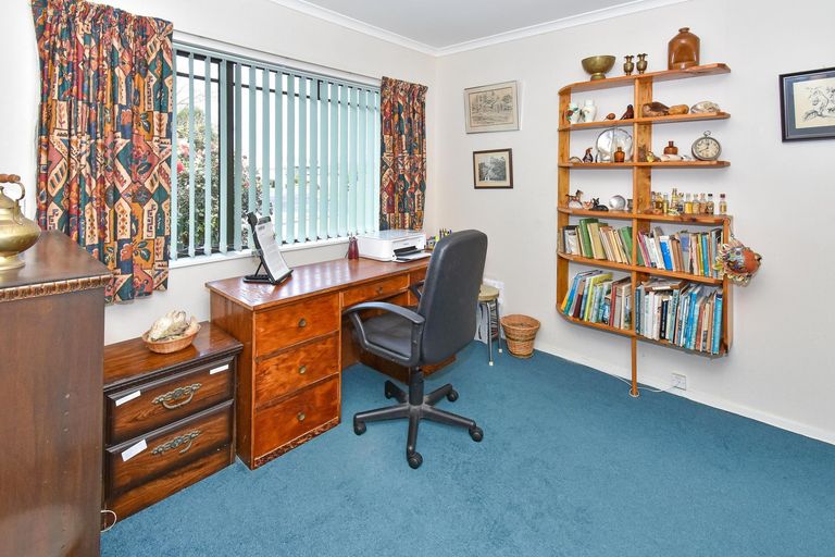 Photo of property in 7 Oakwood Place, Pukekohe, 2120