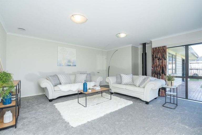 Photo of property in 10 Tarrango Way, Rototuna, Hamilton, 3210