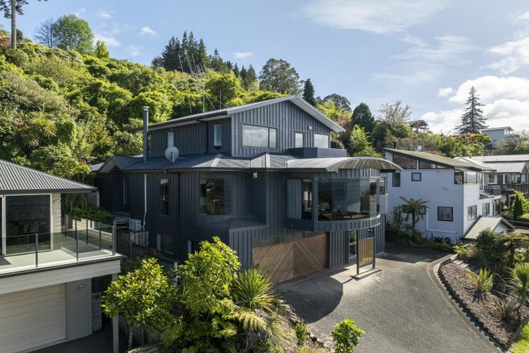 Photo of property in 82 Wakeman Road, Acacia Bay, Taupo, 3330