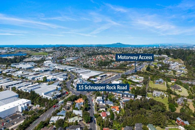 Photo of property in 15 Schnapper Rock Road, Greenhithe, Auckland, 0632