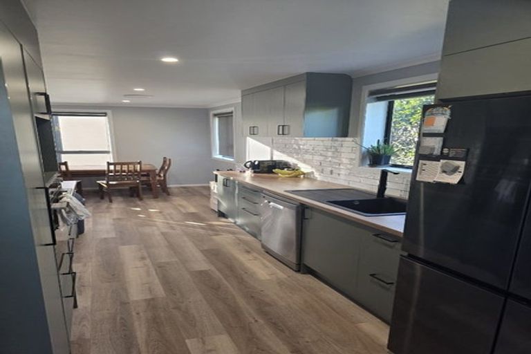 Photo of property in 11 Timandra Street, Welbourn, New Plymouth, 4312