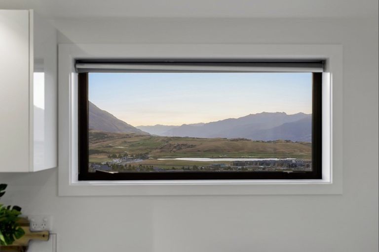 Photo of property in 3 Kintyre Court, Jacks Point, Queenstown, 9371