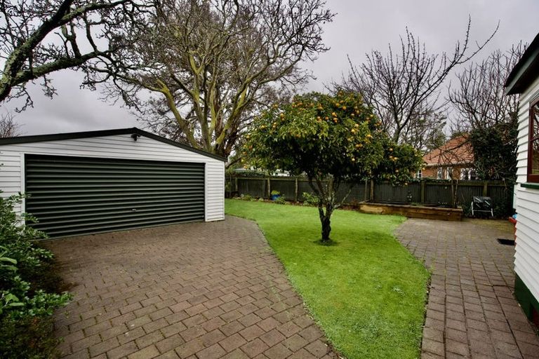 Photo of property in 78 Savage Crescent, West End, Palmerston North, 4412