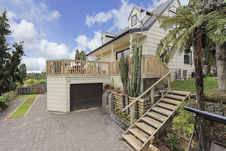 Photo of property in 2 Pukeko Lane, Brookfield, Tauranga, 3110