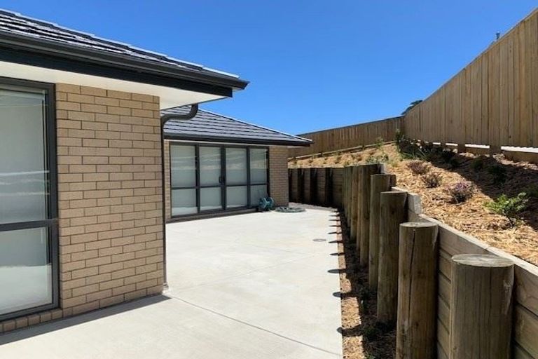 Photo of property in 36 Weka Street, Mangawhai, 0505
