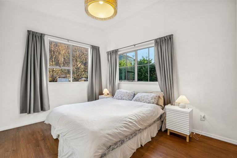 Photo of property in 51 Oxford Street, Kingston, Athol, 9793