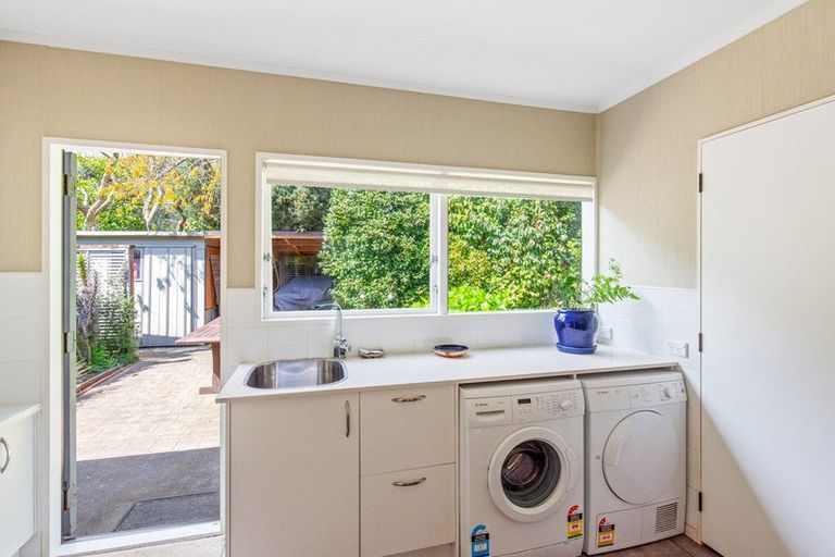 Photo of property in 2 Rata Street, Waikanae, 5036