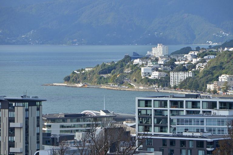 Photo of property in 70 Fairlie Terrace, Kelburn, Wellington, 6021