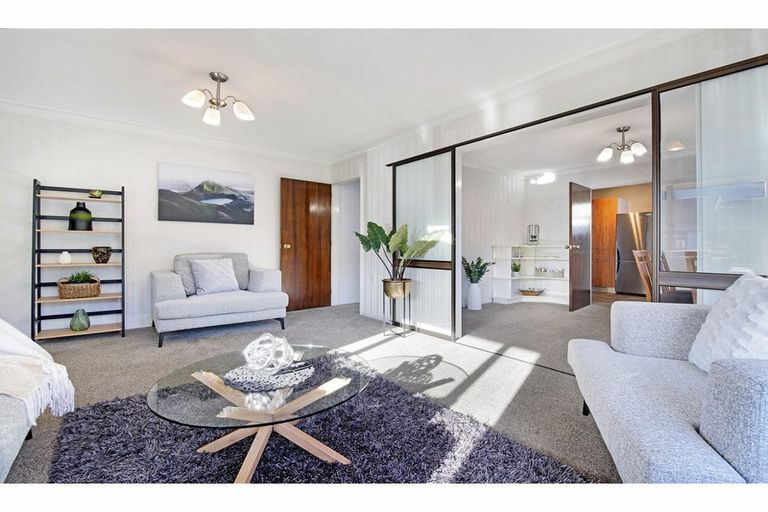 Photo of property in Carmichael Courts, 11/14 Wharenui Road, Upper Riccarton, Christchurch, 8041