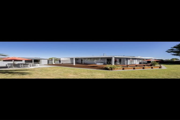 Photo of property in 5 Kinross Place, Mount Maunganui, 3116