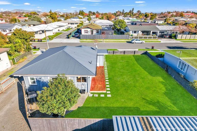 Photo of property in 220 Warwick Road, Mayfair, Hastings, 4122