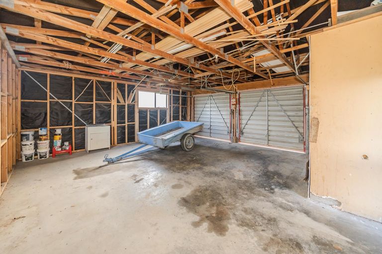 Photo of property in 18 Hedges Road, Oamaru North, Oamaru, 9494