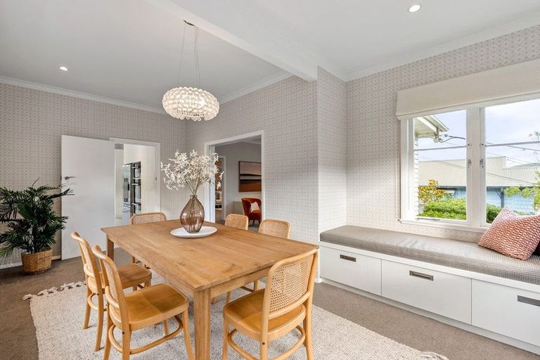 Photo of property in 7 Albemarle Road, Northland, Wellington, 6012