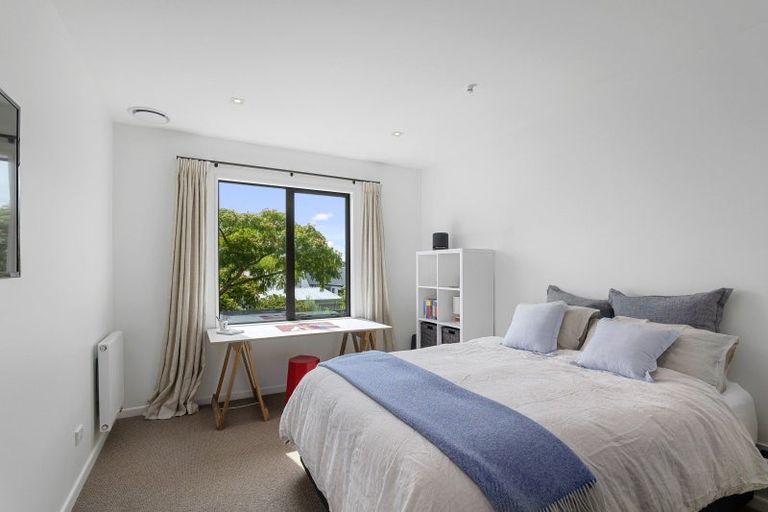 Photo of property in 93 Mays Road, St Albans, Christchurch, 8052