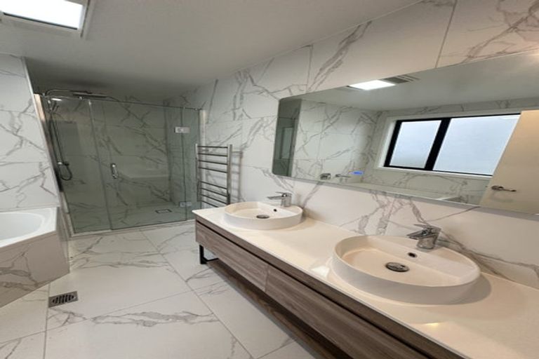 Photo of property in 1 Colenso Place, Otaki Beach, Otaki, 5512