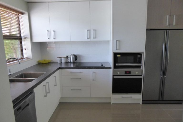 Photo of property in 8u1 Thatcher Crescent, Crofton Downs, Wellington, 6035