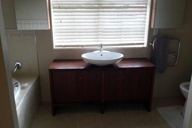 Photo of property in 159 Regent's Park Drive, Casebrook, Christchurch, 8051