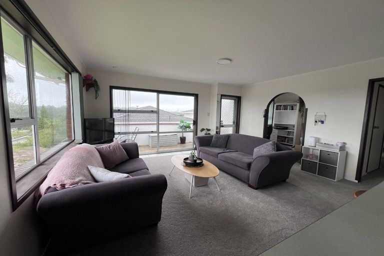 Photo of property in 1/24 Bayview Road, Bayview, Auckland, 0629
