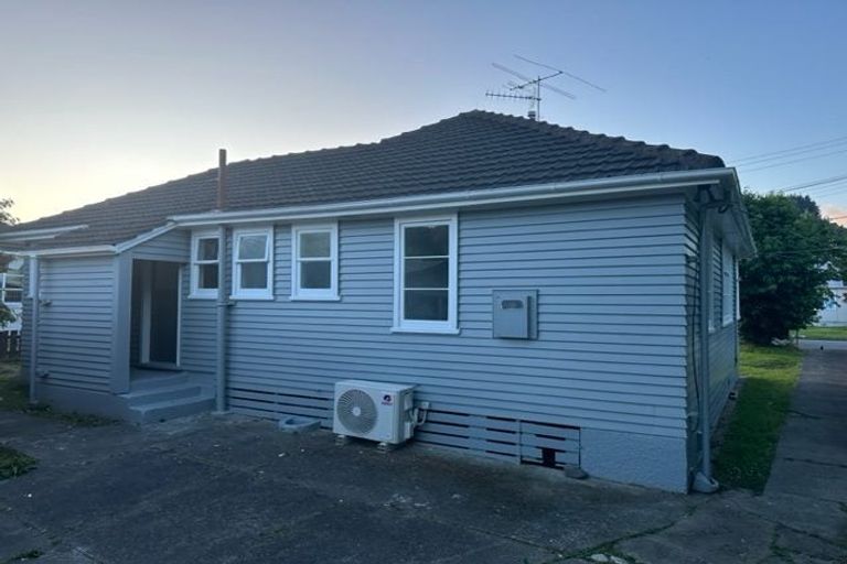 Photo of property in 24 Pearce Crescent, Taita, Lower Hutt, 5011